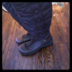 Brown ugg winter quilted boots size 9
